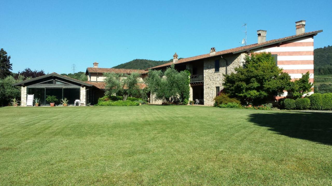 B&B Il Dosso Corte Franca Eksteriør billede